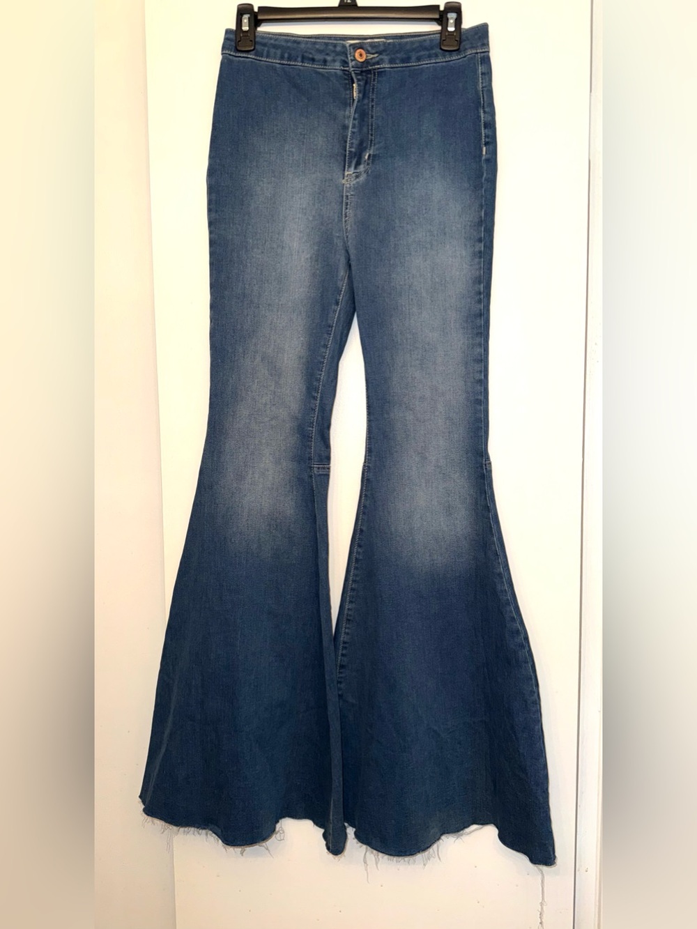 Free People Just Float On flare jeans, size 28, EUC